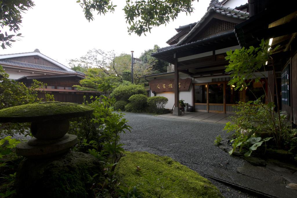 Hitoyoshi Ryokan Zewnętrze zdjęcie