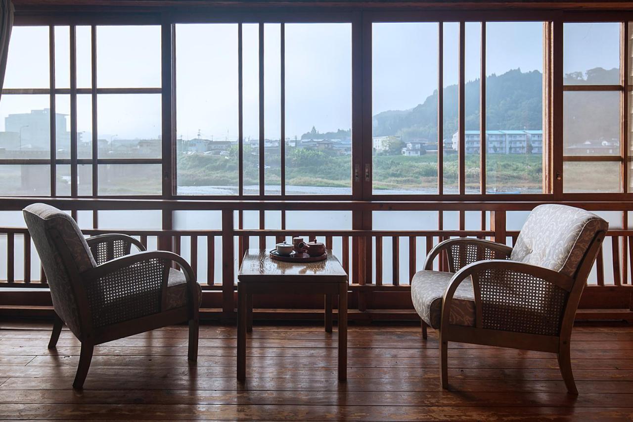 Hitoyoshi Ryokan Zewnętrze zdjęcie